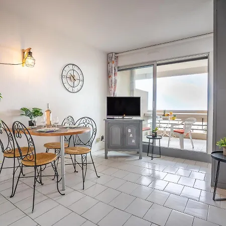 Apartment Les Terrasses Du Levant-5 By Interhome