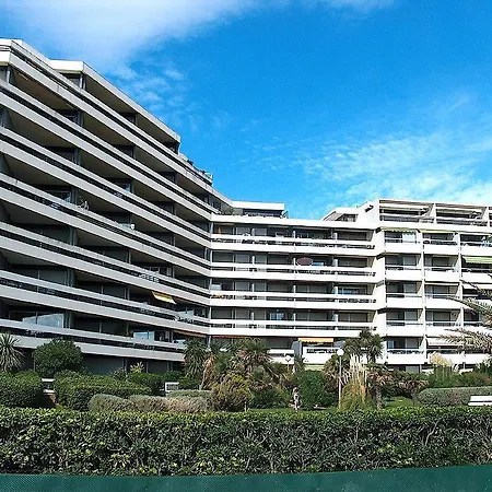 Apartment Les Terrasses Du Levant-5 By Interhome Canet-en-Roussillon